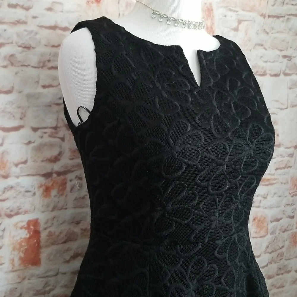 New Donna Karen New York Fit & Flare Floral Dress - Picture 4 of 14